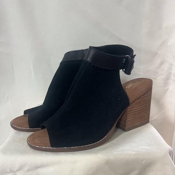 Toms shoes - Picture 1 of 2